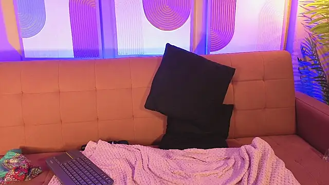 Nickie_reed_ stripchat live cam model
