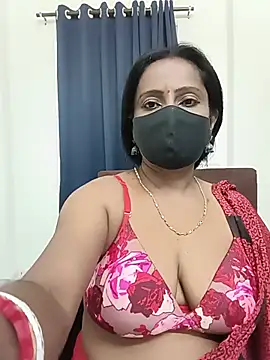 misti-boudii stripchat live cam model
