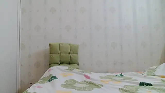 coco-LL stripchat live cam model