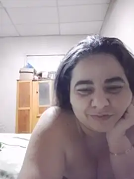 Golositadeamor stripchat live cam model