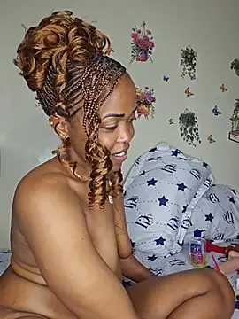Cum-Quin stripchat live cam model