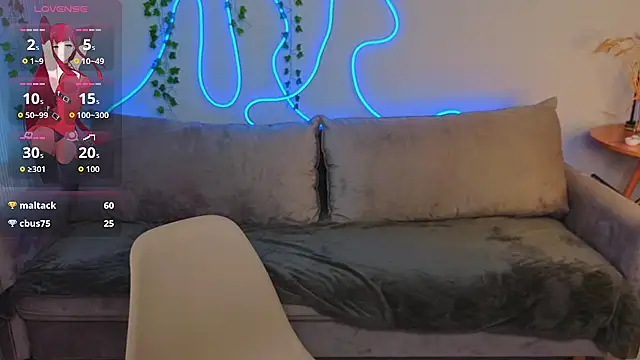 BellaKvarc stripchat live cam model
