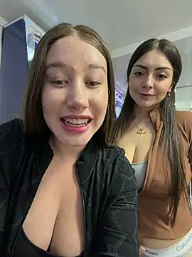 roouse stripchat live cam model