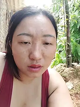 zhen-zo stripchat live cam model