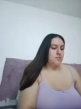Ary- stripchat live cam model