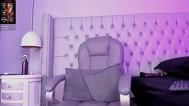 Camila_Harrington stripchat live cam model