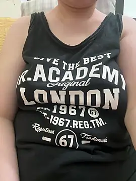 _Rossy2000_ stripchat live cam model