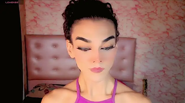 the-horus-girl stripchat live cam model