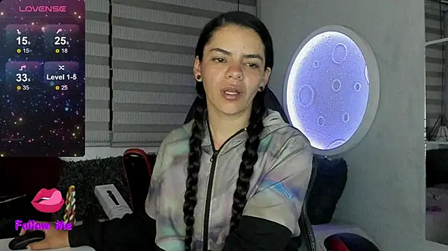 natasha_logan_ stripchat live cam model