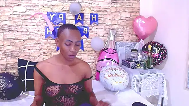 EbonyOlive69 stripchat live cam model