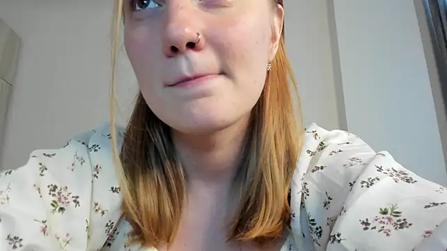 ReddHotPipper stripchat live cam model