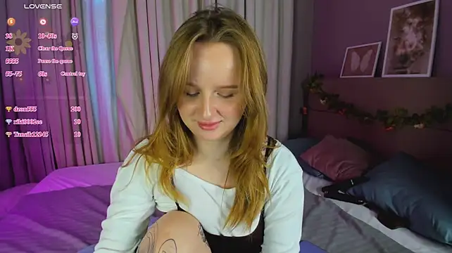 Rina_Panic stripchat live cam model
