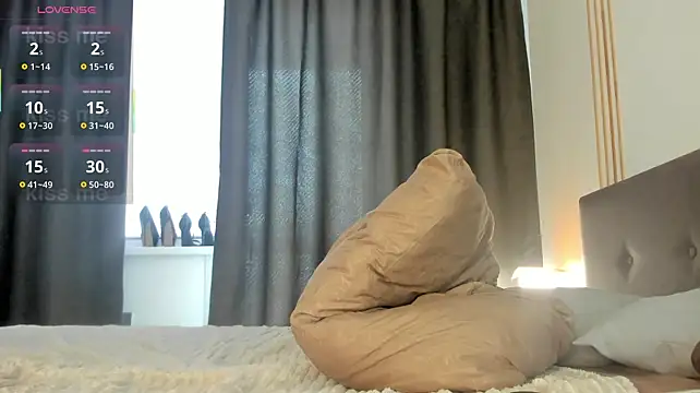 Luckydicewow1 stripchat live cam model