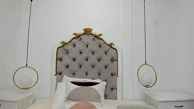 Skylerwhite02 stripchat live cam model