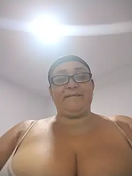 Nini_Love_ stripchat live cam model