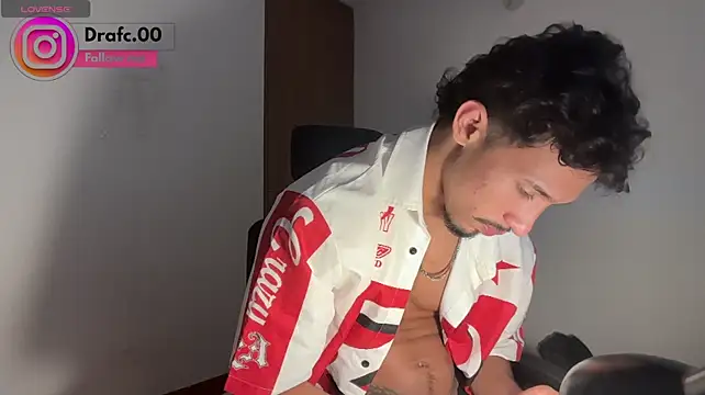 rafael_stone11 stripchat live cam model