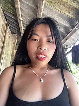 Hikomy- stripchat live cam model