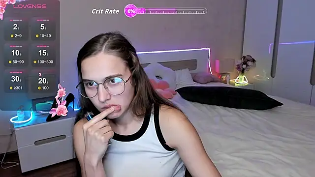 Alisa_Smitti stripchat live cam model