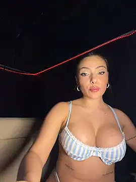Ginevrafedez stripchat live cam model