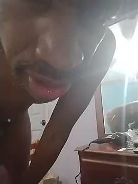 ReallyReallyReal stripchat live cam model