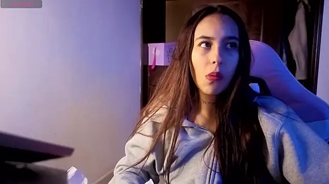 allysy_nc stripchat live cam model