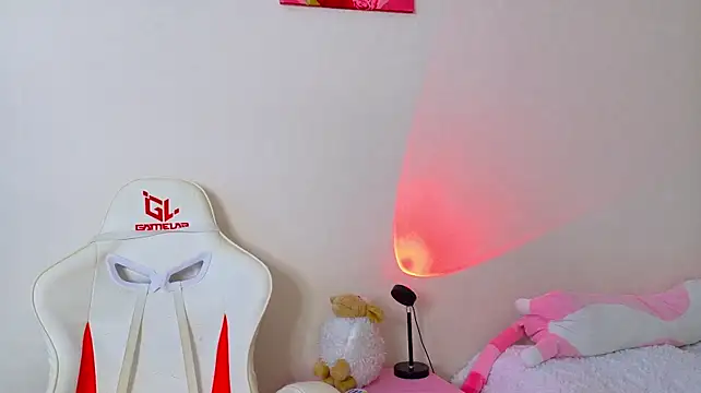 peachiee_ stripchat live cam model