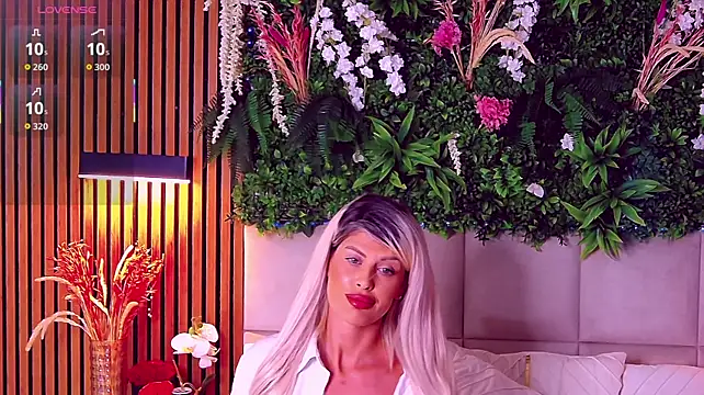BunnyGoneBad stripchat live cam model