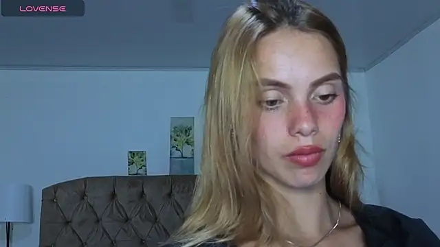 emma_wockll_t stripchat live cam model