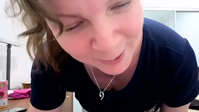 Aussiecougar stripchat live cam model