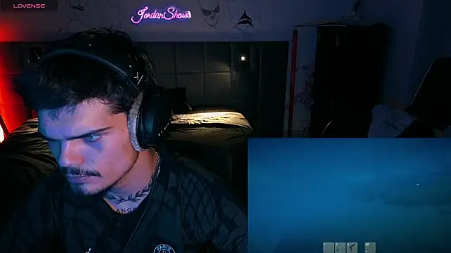JordanShow stripchat live cam model