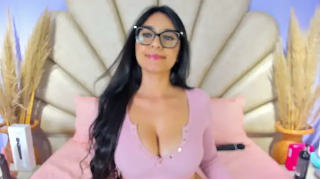 Isis_Osman stripchat live cam model