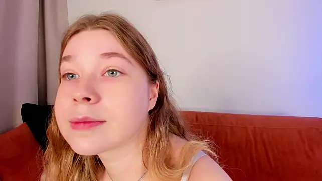 MERRIEMS stripchat live cam model