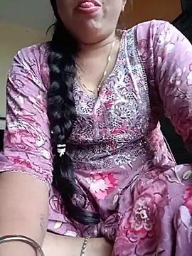 lovely_bhabhi_ stripchat live cam model