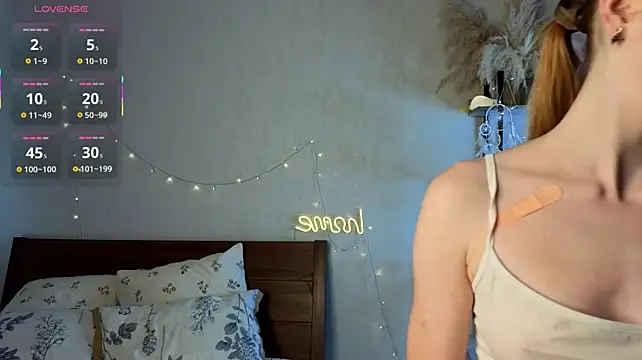 GenaBullett stripchat live cam model