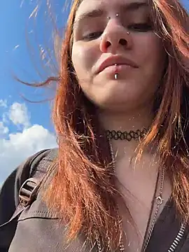 NereaMur stripchat live cam model