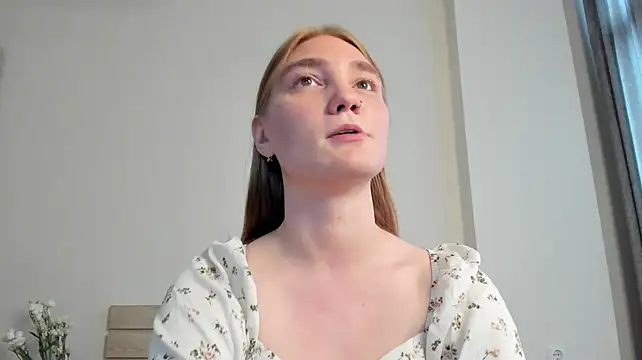 ReddHotPipper stripchat live cam model