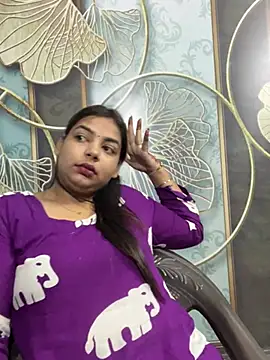Aayra_Joshi stripchat live cam model
