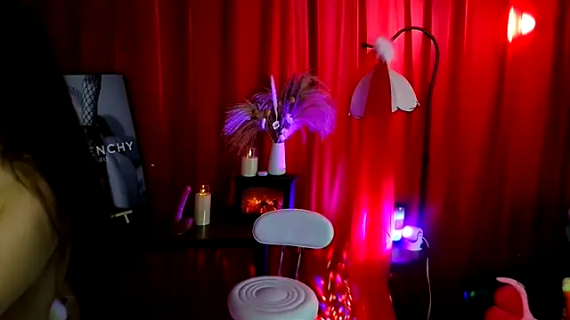 Lasouris5254 stripchat live cam model