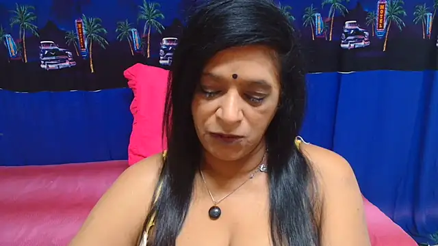 INDIANFUSION stripchat live cam model