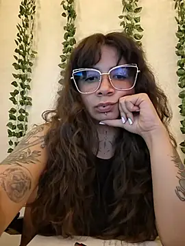 Aria_Bennett21 stripchat live cam model