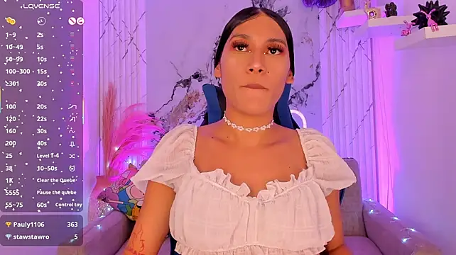 CamilaHarperr_ stripchat live cam model