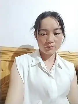 Silver-moon01 stripchat live cam model