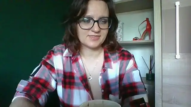 sensual_paris stripchat live cam model