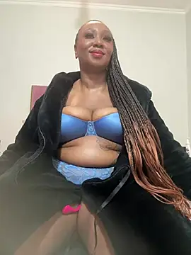 Bootyliciouse21X stripchat live cam model