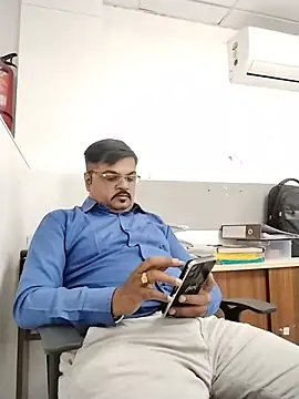 Desi_Gujju_Boy stripchat live cam model