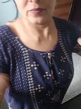 angel_ridhi stripchat live cam model