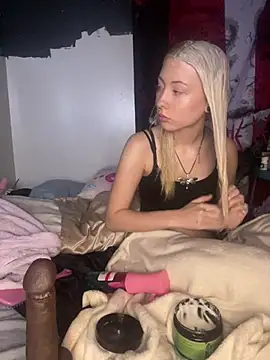 Spoilmedaddy732 stripchat live cam model