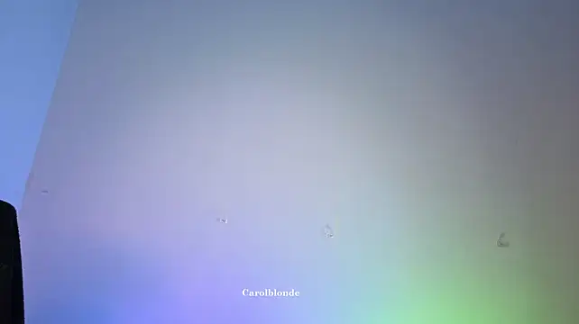 Carolblonde stripchat live cam model
