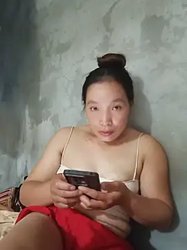 Evelyn-n stripchat live cam model