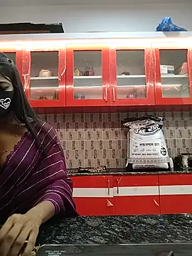 Misss-julli stripchat live cam model